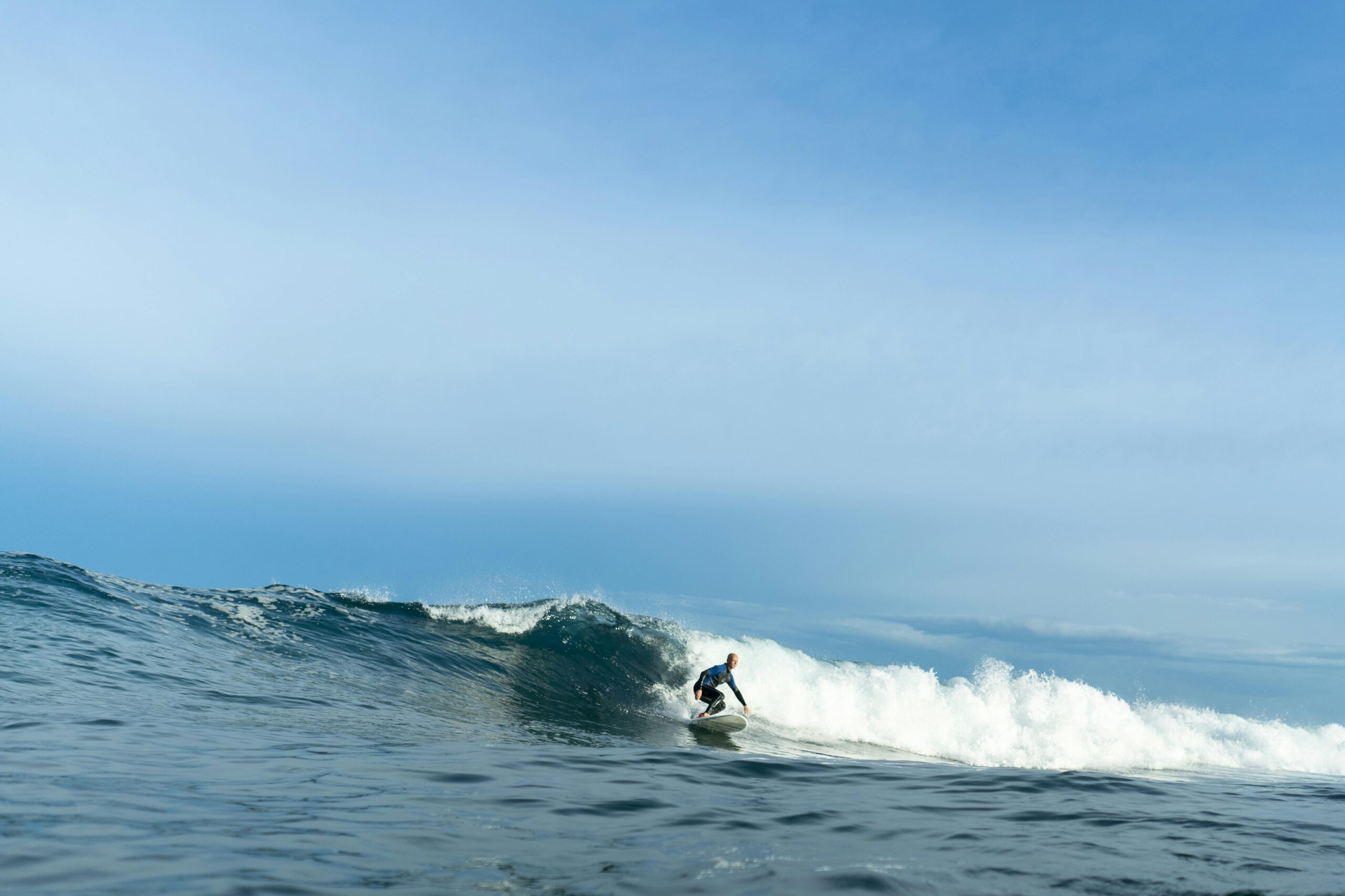 DISCOVER THE MAGIC OF SURFING ON TENERIFE’S WAVES - Image 4